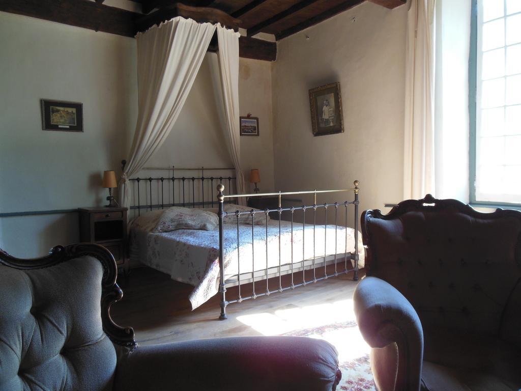 Auberge Lion D'Or 생트 앙토낭 외부 사진