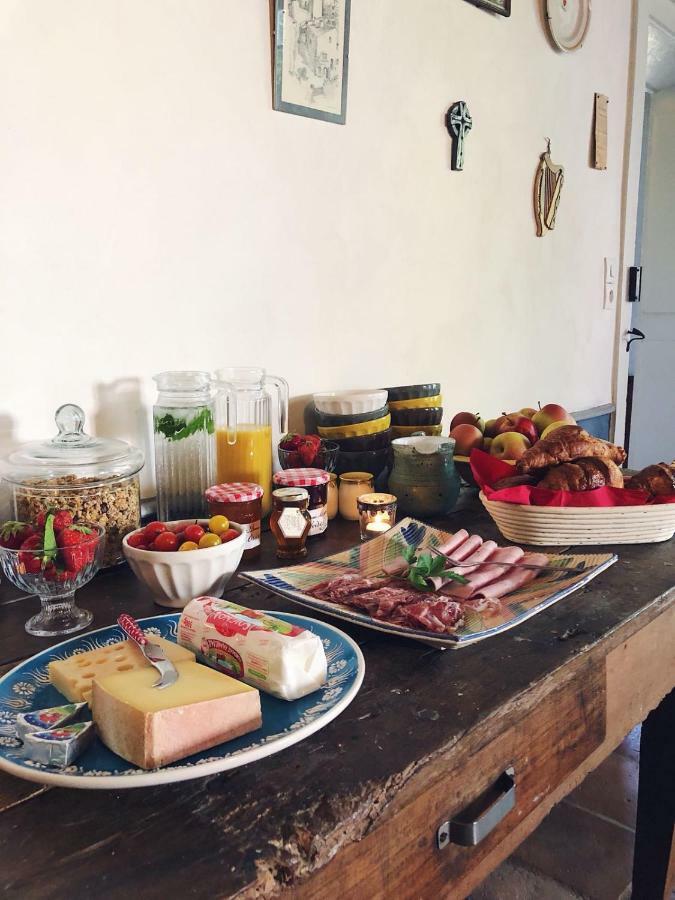Auberge Lion D'Or 생트 앙토낭 외부 사진
