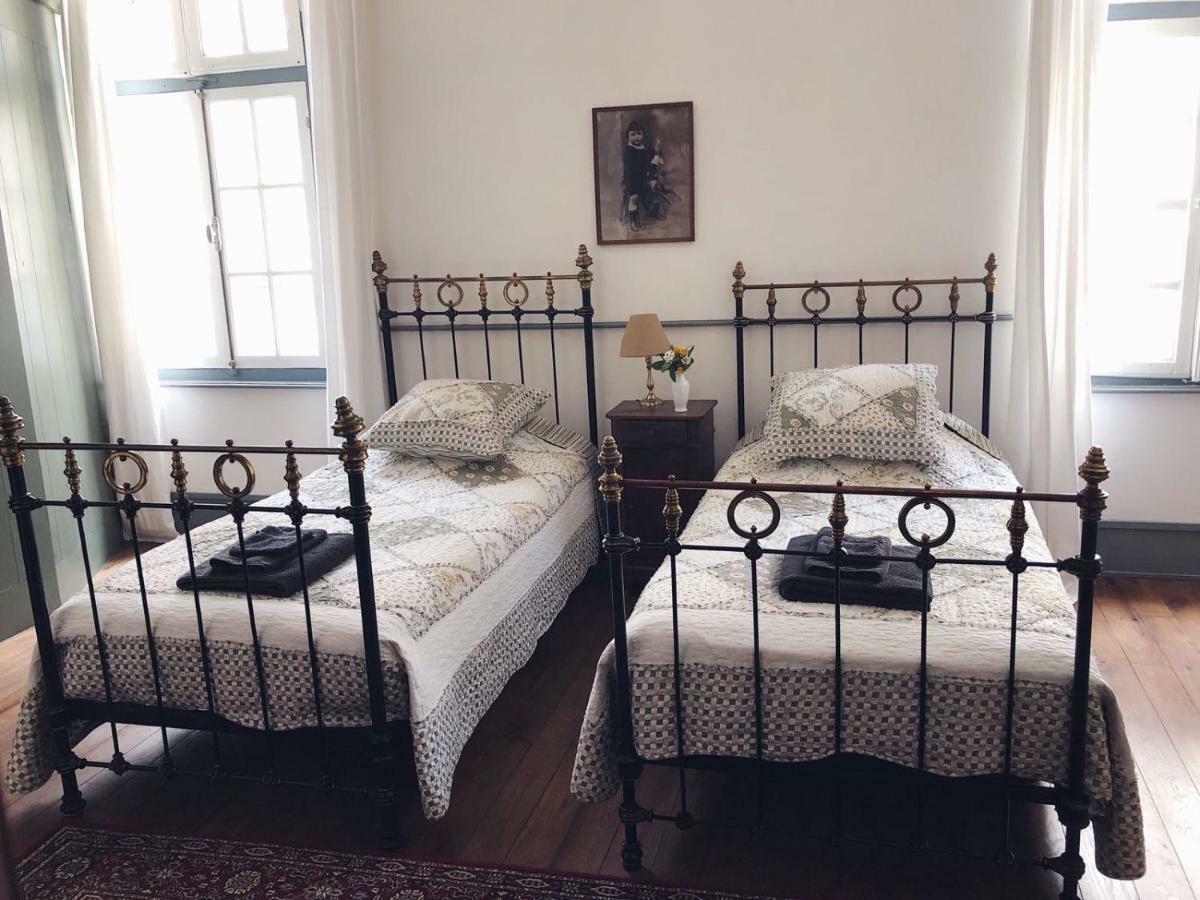 Auberge Lion D'Or 생트 앙토낭 외부 사진